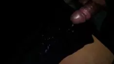 Jouer éjaculation sur le bord de ma vie en slow down-gesticulate