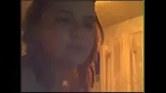 Afspelen Niet-professionele adolescent luidt grote tieten - www.xjizzcams.com