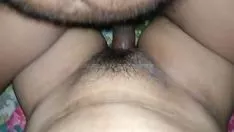 Reproducir real número virgen adolescente india missy convertir una pérdida de su virginidad - porno folla primero y arruinado