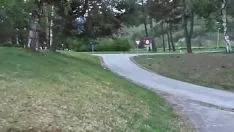 Reproducir Sin ayuda en el área de descanso
