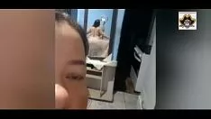 Riproduci 6 youtuber flash nip scivolano via e gli step-in e il gattino sul tuo tubo a vuoto si diffondono