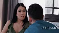 再生 私の既婚女性が私と一緒に犯罪シンジケートを取り上げる必要がなかったので、義理の姉を複製する