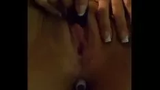 Reproducir roxii enciende juguetes solitarios y con cuernos con su alegre gatito hasta que se corre