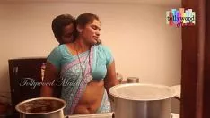 Jouer Tante desi masala chaude faite par un adolescent
