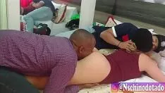 চালান স্প্যানিশ মানুষ: অজানা এবং অজানা থেকে প্রকাশ্যে নিম্ফোম্যানিয়াক পিকিংস!