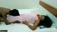 Redare Erou indian bengali sex fierbinte cu bhabhi plăcută!