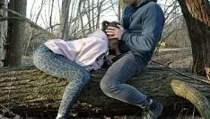 Играть Красная полоса всасывает мой козлик в лесу, потому что ее экономия не круглая.