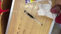 Jouer Sur le q.t. tourné dans la salle de classe