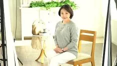 再生 ナンバーワンショット五十路人妻 伊藤彩音