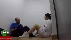 تشغيل عقد مقرن ورجل الخدمة يمارس الجنس في وقت الفراغ tsuccessor .raf020