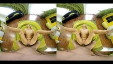 Play Karol lispleen is hot for your sashay in the shower down and in the board