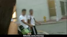 播放 D.以性换取现金 10