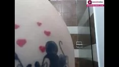 চালান ঝরনা নিচে মূল্যবানএক্সফ্রন্ট