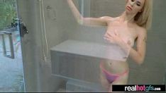 Riproduci (lilli dixon) il numero reale della ragazza desidera giocare e sbattere in cam mov-20