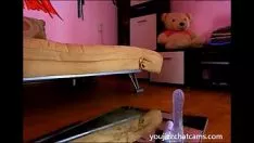 播放 camsyoujizzconfabcamscom