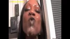 Play Hotblackenmissygetsbukkake
