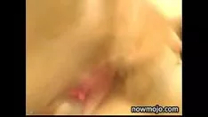 Play Hot cam slattern gets her begrime kitty-cat wet