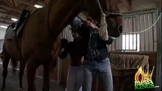 Play Hot latina screw tantalises a big sashay