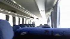 Играть Наслаждаемся пейзажем в общественном автобусе