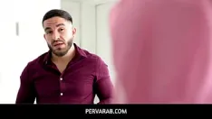 Odtwórz Pervarab - arabska uczennica hidżabu paulina ruiz odwiedziła swojego nauczyciela z dużym kutasem w jego domu