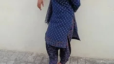 Reproducir Indian desi village bhabhi fue follado con su cuñado en clara voz hindi