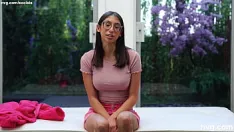 Reproducir La chica gamer nerd es una máquina de orgasmos