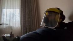 Afspelen Vol met beschermende uitrusting en koptelefoons