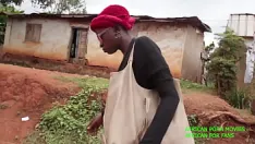 Reproducir Una falsa enfermera sexy pretende ser enfermera para follar con su gran polla en la cama del hospital al paciente sexy hospitalizado en la clínica regional de África en público frente a otros pacientes. negro a pelo. para ver exclusivamente en xvideos rojo