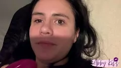 Играть Юная шлюшка Abby Kiss сходит с ума от своего большого вибратора