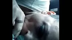Riproduci Bbw top bagnato in macchina