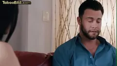 चलाएँ स्टेपफादर के बड़े मुर्गा के साथ हेयर स्टेपिस्टर शरारती हो जाता है