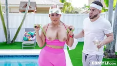 Play Carmela Clutch's Intense Workout: Hardcore Pornstar Milf Action