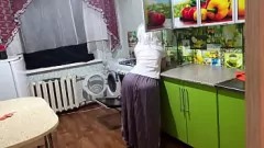 تشغيل الرغبة الشرجية الناضجة لزوجة الأب: لقاء كبير محلي الصنع