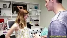 Oynat Dövmeli gf onun bf ve seviyor dolaşıyor
